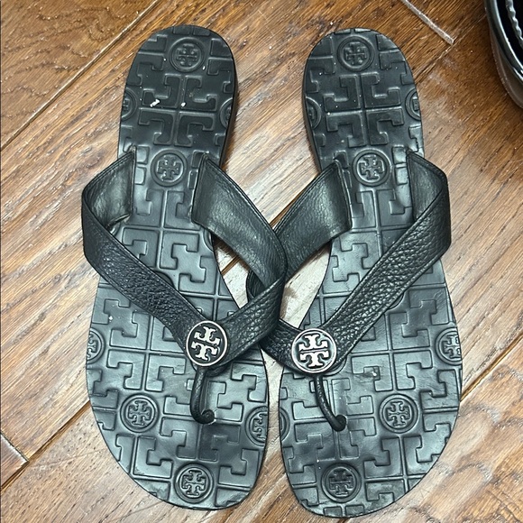 Tory Burch Black Leather Thora Sandal - Picture 1 of 3